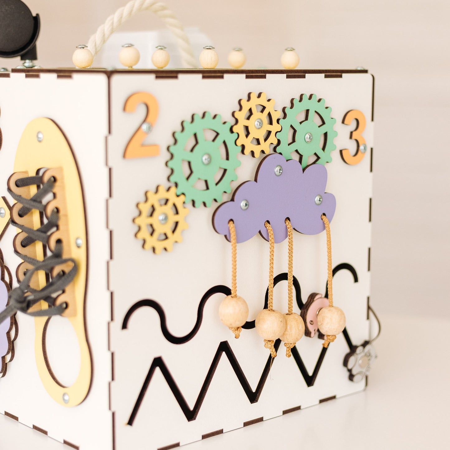 Бізікуб 23х23 універсальний білий