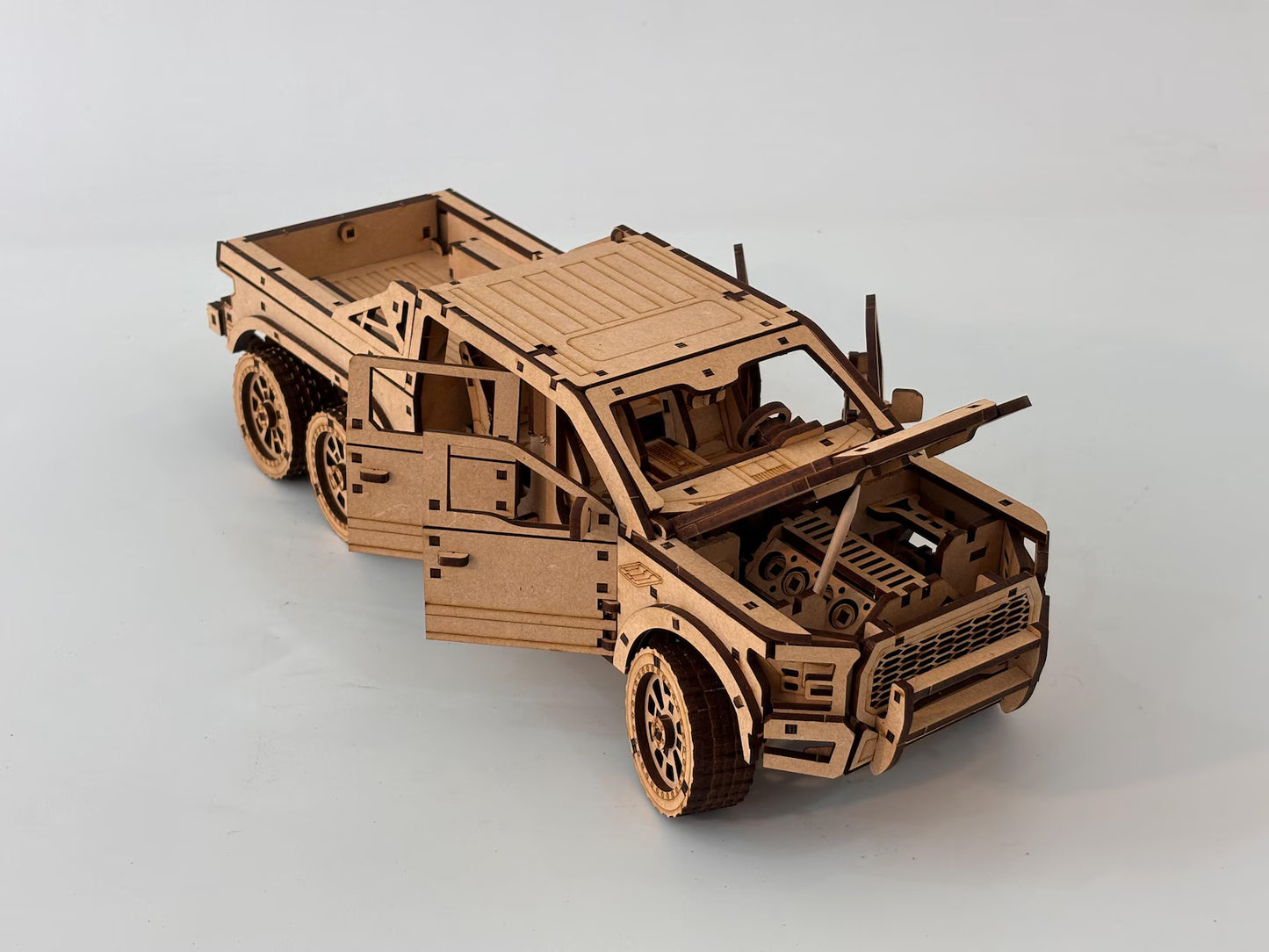 🚙 Дерев’яний Конструктор «Titan 6x6»
