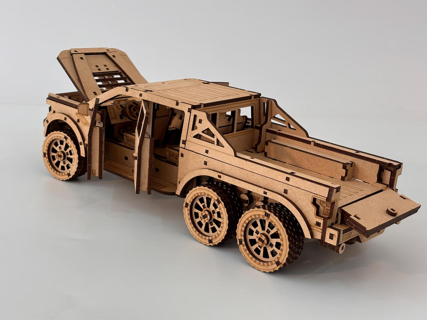 🚙 Дерев’яний Конструктор «Titan 6x6»