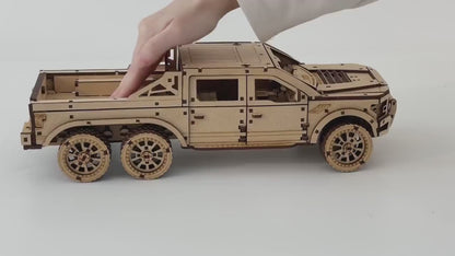 🚙 Дерев’яний Конструктор «Titan 6x6»